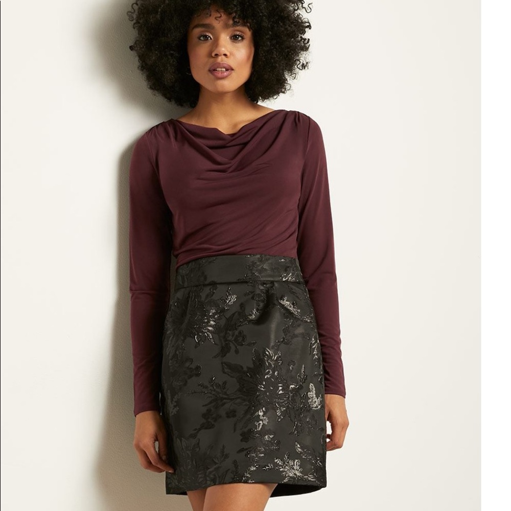 Black shiny floral pencil skirt